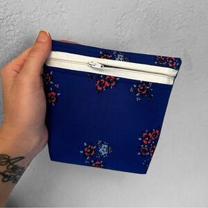 Floral print zippered pouch